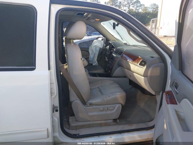 Chevrolet Tahoe Lt 2014 1GNSCBE07ER199899 Image 5