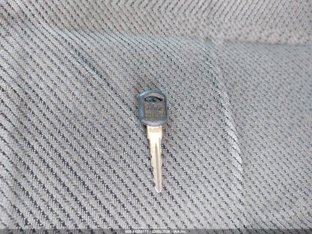 1995 CHEVROLET SUBURBAN 1GNGK26K7SJ323768 Photo 10