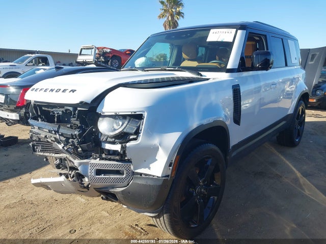 SALEJ7EX7R2343223 Land Rover Defender 110 P300