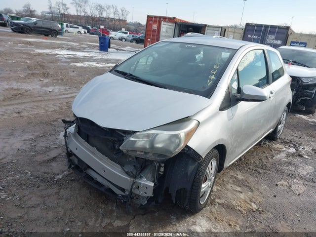 Toyota YARIS L 2015 VNKJTUD33FA036444 Image 2