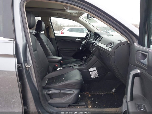 44255212 :رقم المزاد ، 3VV2B7AX0KM077766 vin ، 2019 Volkswagen Tiguan 2.0t Se/2.0t Sel/2.0t Sel R-line/2.0t Sel R-line Black مزاد بيع