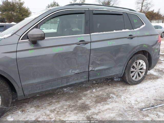 44255212 :رقم المزاد ، 3VV2B7AX0KM077766 vin ، 2019 Volkswagen Tiguan 2.0t Se/2.0t Sel/2.0t Sel R-line/2.0t Sel R-line Black مزاد بيع