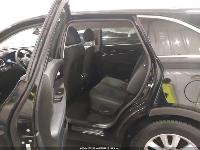 2019 KIA SORENTO 5XYPG4A33KG566239 Photo 7