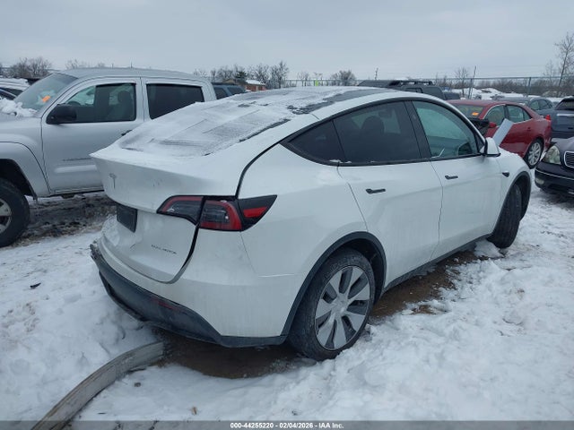 2023 TESLA MODEL Y 7SAYGDEE5PF793661 Photo 3