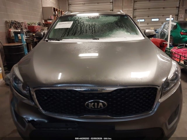 Продаж на аукціоні авто 2017 Kia Sorento 2.4l Lx, vin: 5XYPG4A38HG214413, номер лоту: 44255252