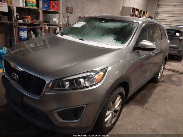 Продаж на аукціоні авто 2017 Kia Sorento 2.4l Lx, vin: 5XYPG4A38HG214413, номер лоту: 44255252