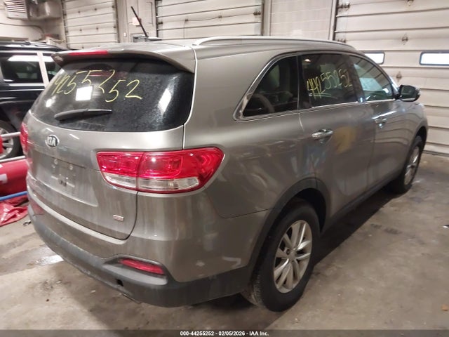 Продаж на аукціоні авто 2017 Kia Sorento 2.4l Lx, vin: 5XYPG4A38HG214413, номер лоту: 44255252