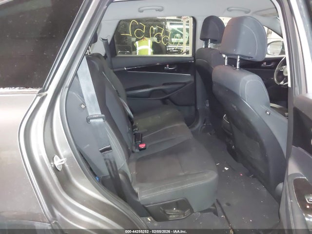 Продаж на аукціоні авто 2017 Kia Sorento 2.4l Lx, vin: 5XYPG4A38HG214413, номер лоту: 44255252
