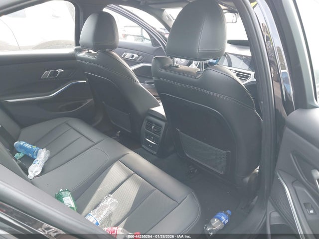 3MW5R1J07N8C71454 BMW 330I