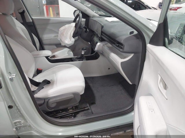 44255286 :رقم المزاد ، KM8HBCAB6SU223990 vin ، 2025 Hyundai Kona Sel مزاد بيع