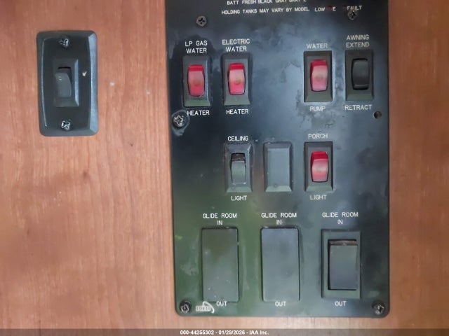 47CTKMM25ED314090 Komfort Other