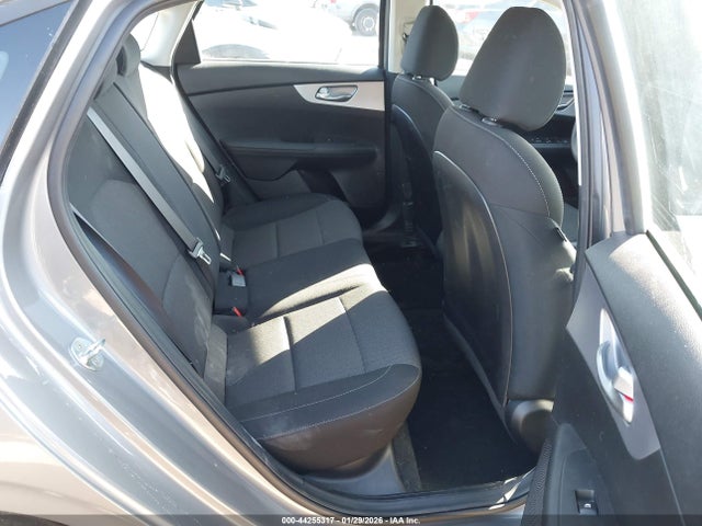 3KPF24AD4NE424695 KIA Forte Lxs