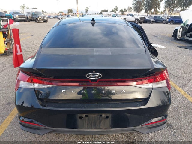 KMHLM4AG5MU148692 Hyundai ELANTRA SEL