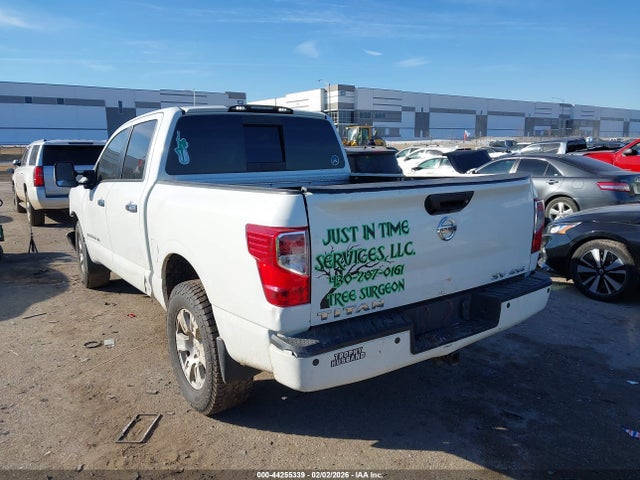 2018 NISSAN TITAN 1N6AA1E55JN535435 Photo 2