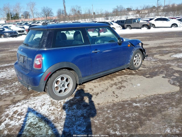 2013 MINI HARDTOP WMWSU3C51DT679431 Photo 3