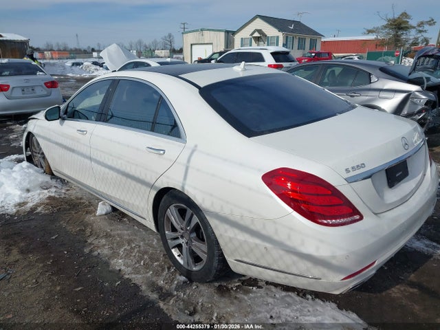 2017 MERCEDES-BENZ S 550 WDDUG8FB1HA320668 Photo 2