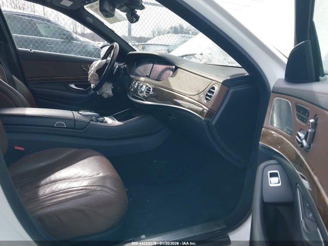 2017 MERCEDES-BENZ S 550 WDDUG8FB1HA320668 Photo 4