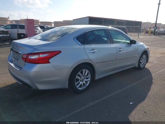 1N4AL3AP7HC141673 Nissan Altima 2.5 S