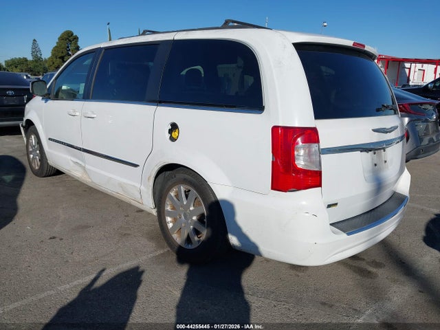 2014 CHRYSLER TOWN & COUNTRY 2C4RC1BG4ER359900 Photo 2