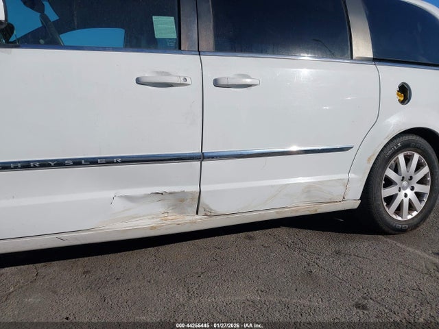 2014 CHRYSLER TOWN & COUNTRY 2C4RC1BG4ER359900 Photo 5