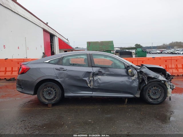 2HGFC2F53JH606052 Honda Civic Lx