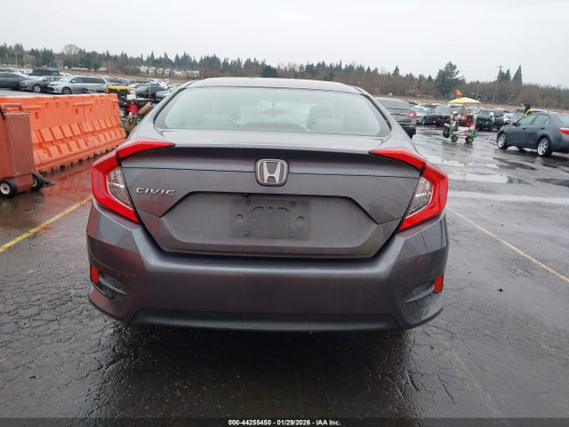 2HGFC2F53JH606052 Honda Civic Lx