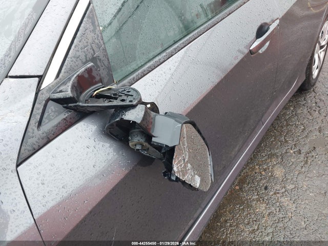 2HGFC2F53JH606052 Honda Civic Lx