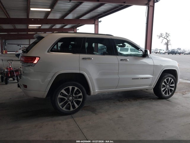 1C4RJFCG1HC952161 Jeep Grand Cherokee Overland 4x4