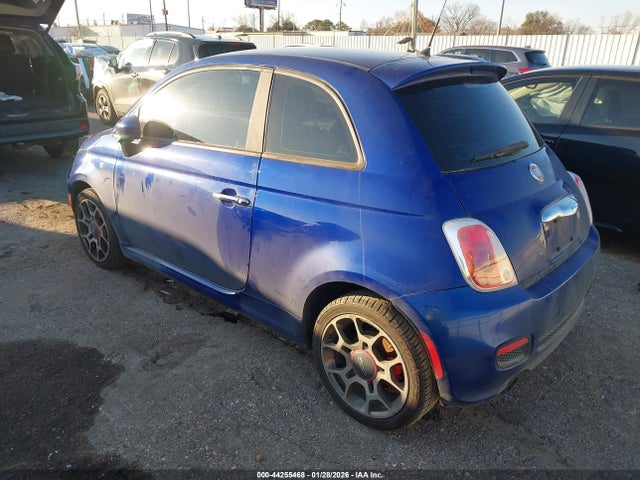 2013 FIAT 500 3C3CFFBR4DT618509 Photo 2