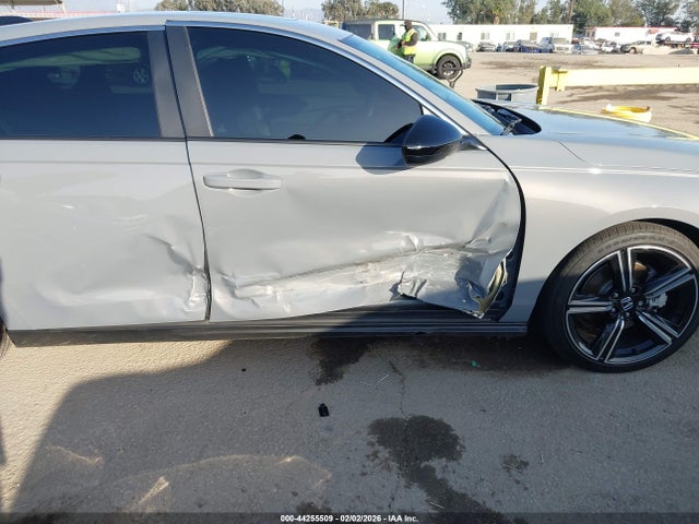 1HGCY2F59SA022212 Honda Accord Hybrid Sport
