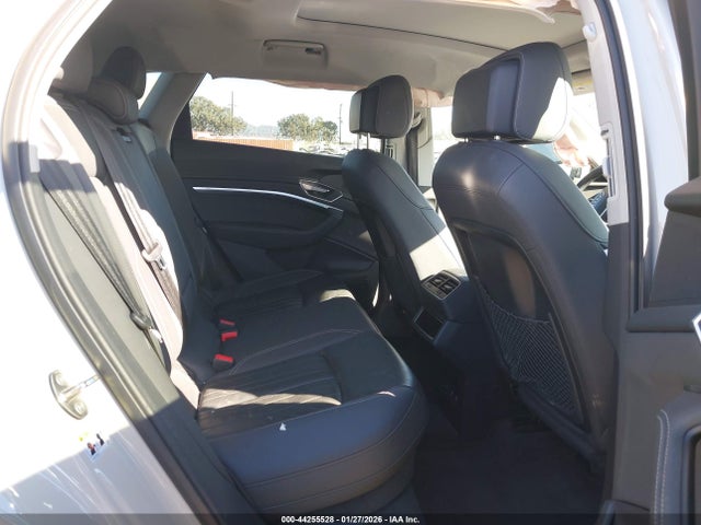 2021 AUDI E-TRON WA1AAAGE1MB018486 Photo 7