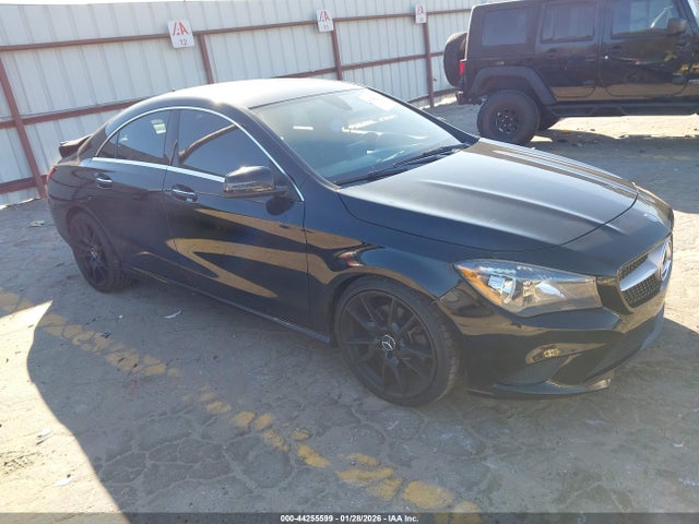 2016 MERCEDES-BENZ CLA 250 WDDSJ4EB3GN323632