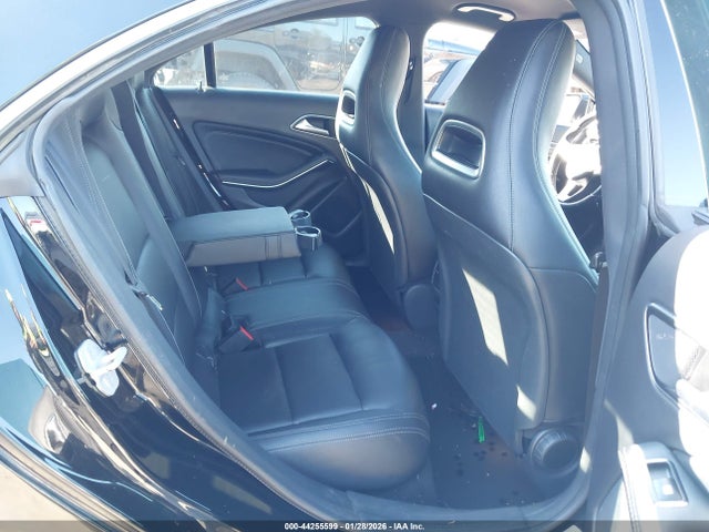 2016 MERCEDES-BENZ CLA 250 WDDSJ4EB3GN323632 Photo 7