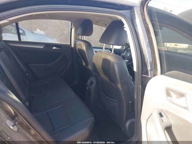 3VW3L7AJ2EM441912 Volkswagen Jetta 2.0l Tdi