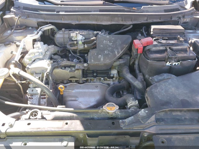JN8AS5MT5FW150194 Nissan Rogue Select S