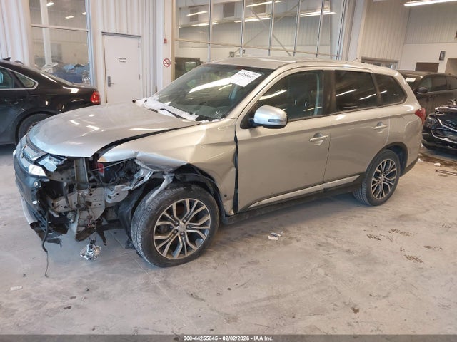 2018 MITSUBISHI OUTLANDER JA4AD3A32JZ055561 Photo 1