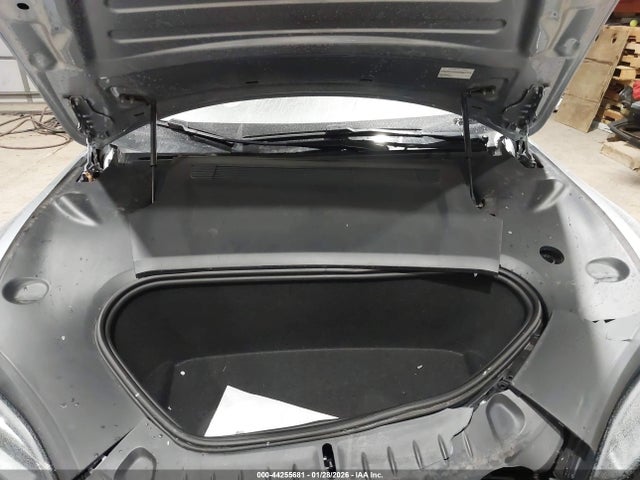 2024 TESLA MODEL S 5YJSA1E5XRF547498 Photo 9