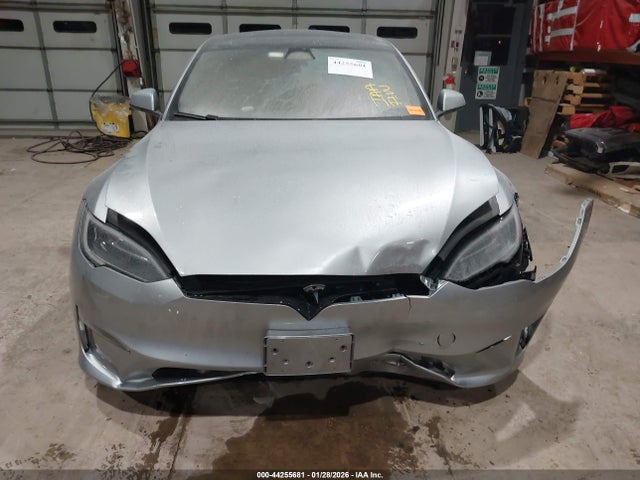 2024 Tesla Model S Long Range მანქანა იყიდება აუქციონზე, vin: 5YJSA1E5XRF547498, აუქციონის ნომერი: 44255681