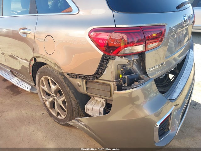 5XYPK4A51KG514818 KIA Sorento 3.3l Sx