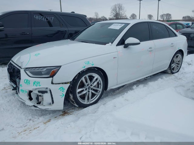 2023 AUDI A4 WAUEAAF40PA020415 Photo 1