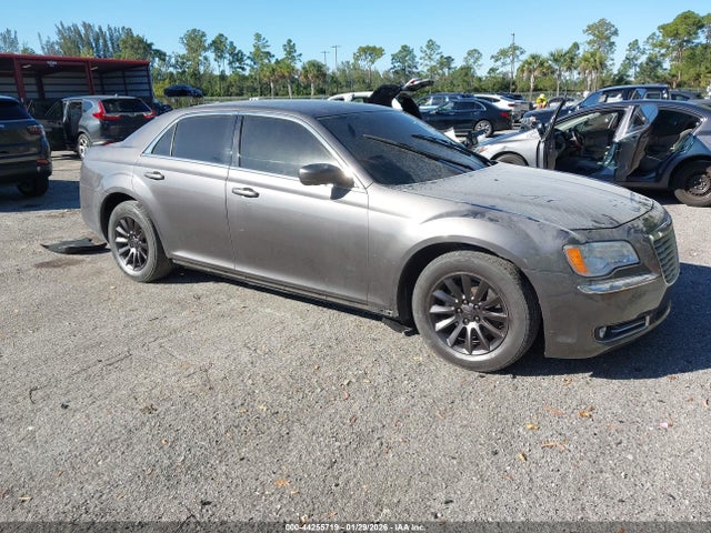 2013 CHRYSLER 300 2C3CCAAG8DH731657