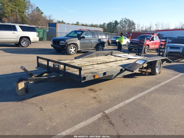 2000 Car Hauler მანქანა იყიდება აუქციონზე, vin: AM9978, აუქციონის ნომერი: 44255733