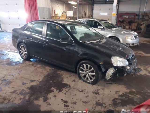 2010 VOLKSWAGEN JETTA 3VWRZ7AJ7AM020075