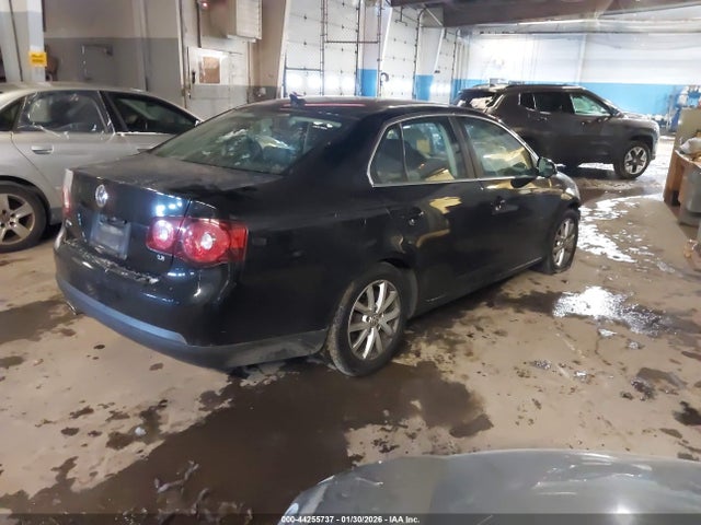 2010 VOLKSWAGEN JETTA 3VWRZ7AJ7AM020075 Photo 3