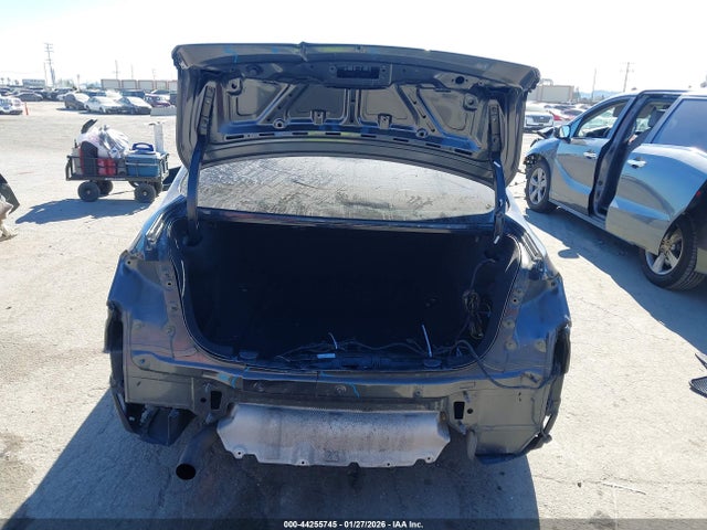 WBA8E1G51GNT37220 BMW 320i