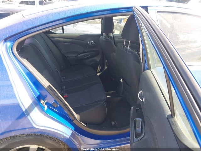 44255762 :رقم المزاد ، 3N1CN7AP5FL803582 vin ، 2015 Nissan Versa 1.6 Sl مزاد بيع