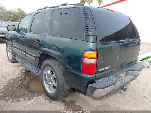 2001 CHEVROLET TAHOE 1GNEC13T91J131858 Photo 2