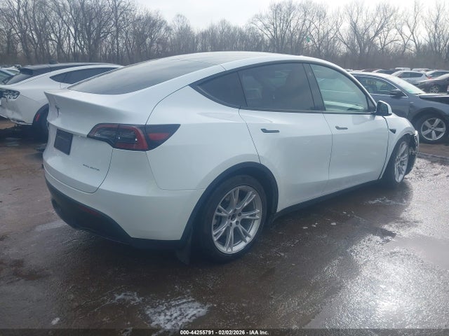 2023 TESLA MODEL Y 7SAYGAEE2PF779988 Photo 3
