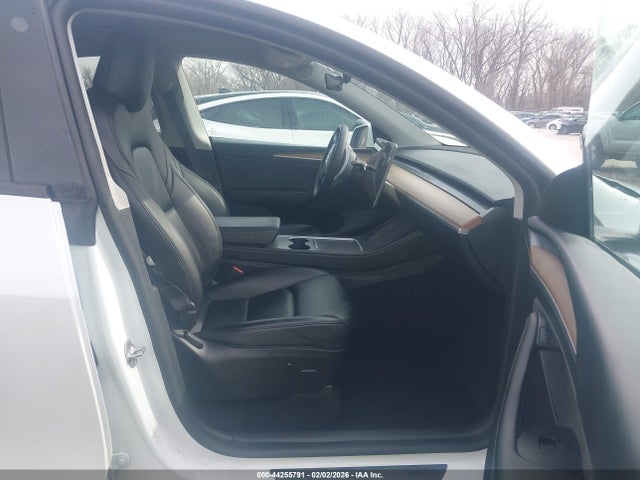 2023 TESLA MODEL Y 7SAYGAEE2PF779988 Photo 4