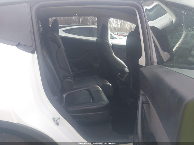 2023 TESLA MODEL Y 7SAYGAEE2PF779988 Photo 7
